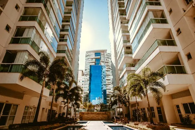 dos edificios altos