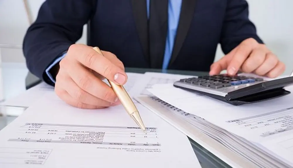 ¿Cómo se calculan los costos de importación en el mercado chileno