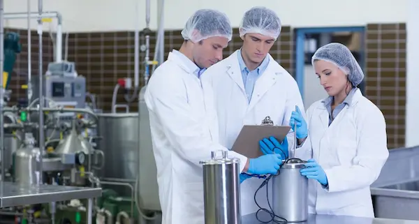 Importancia de los sistemas de Control de Calidad Sanitaria en la industria moderna