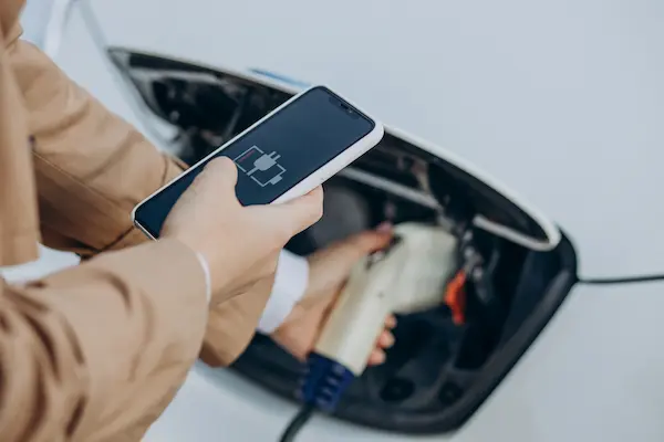 Qué revisar antes de comprar un auto eléctrico